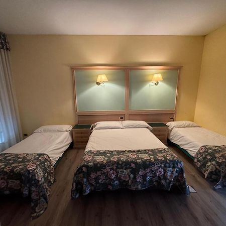 Park Hotel Reggio nell'Emilia Esterno foto