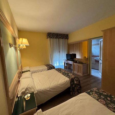 Park Hotel Reggio nell'Emilia Esterno foto